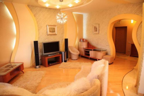  Botanic Apartments  Киев